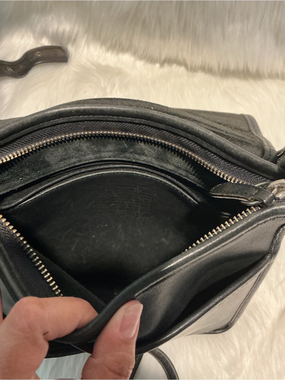 Coach Black Leather Legacy Studio Flap 9144 - Picture 5 of 5